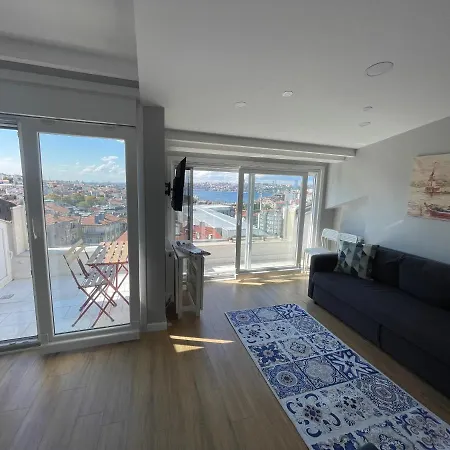 Lovely Sea-View Duplex In The Heart Of Istanbul. Κωνσταντινούπολη