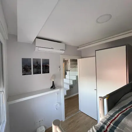 Lovely Sea-View Duplex In The Heart Of Istanbul. Διαμέρισμα *