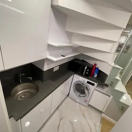 Lovely Sea-View Duplex In The Heart Of Istanbul. Διαμέρισμα